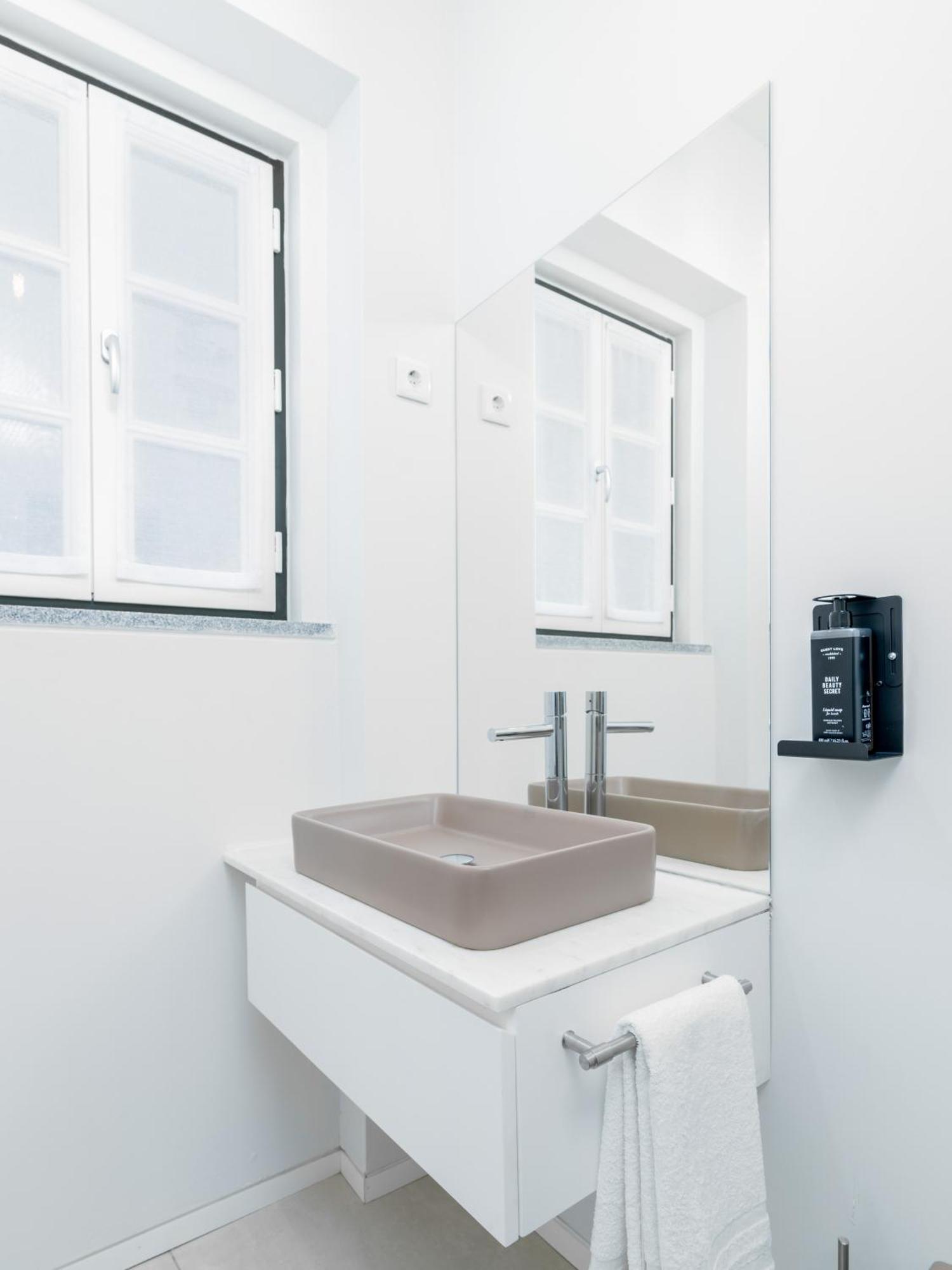 Limehome Evora Rua De Machede 61 Bilik gambar