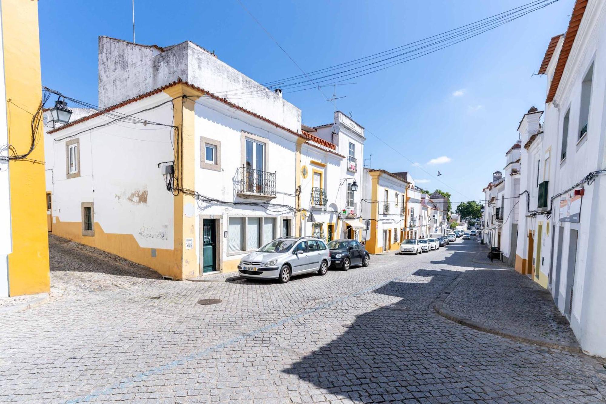 Limehome Evora Rua De Machede 61 Luaran gambar
