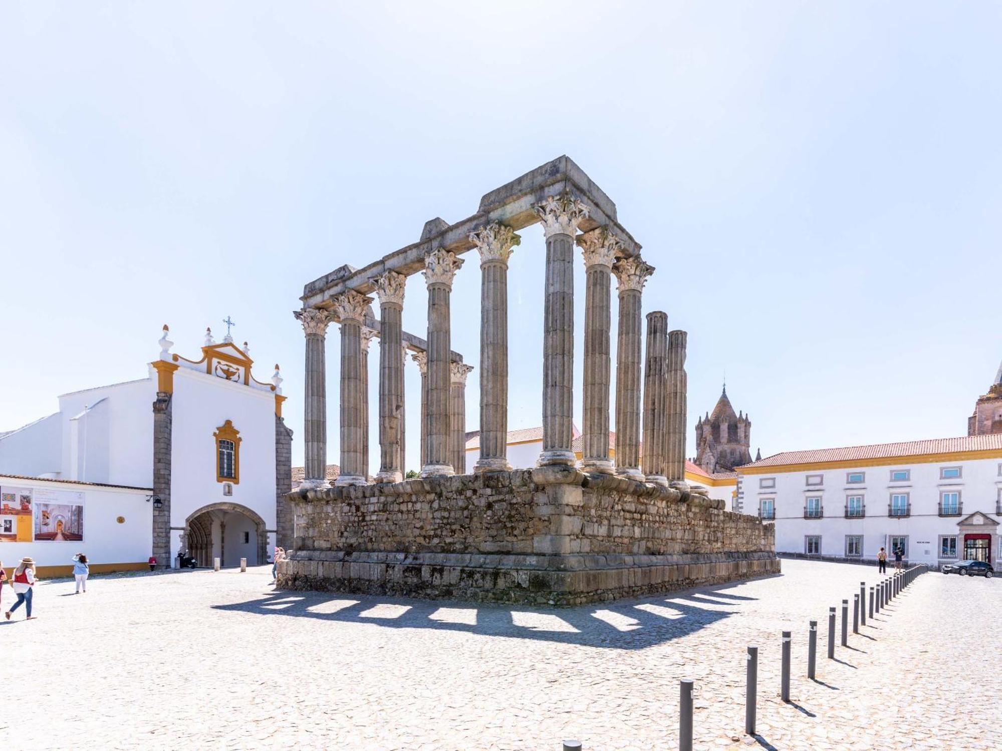Limehome Evora Rua De Machede 61 Luaran gambar